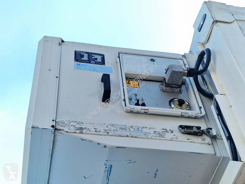 Camión Volvo 330 4x2 - Frigoblock frigo - Zepro...