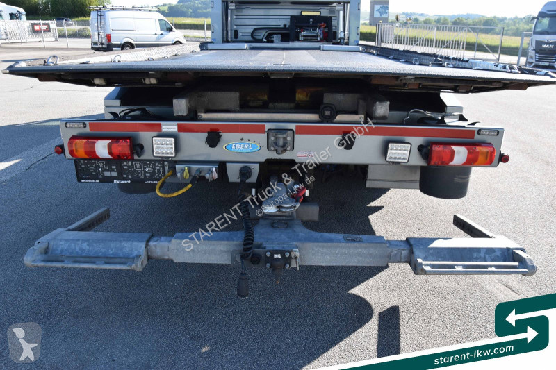 Camion Mercedes 1330L 4x2 Abschleppwagen...