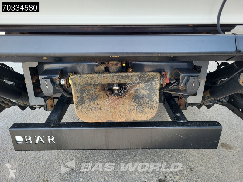 Camion Volvo 250 4X2 12tonner 1500kg...