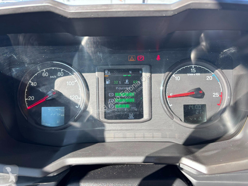 Vrachtwagen Scania R 580 8x4 RETARDER / BOX...