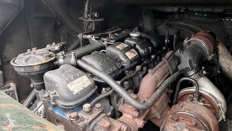 Vrachtwagen MAN (MANUAL PUMP / LAMES / BIG AXLE...