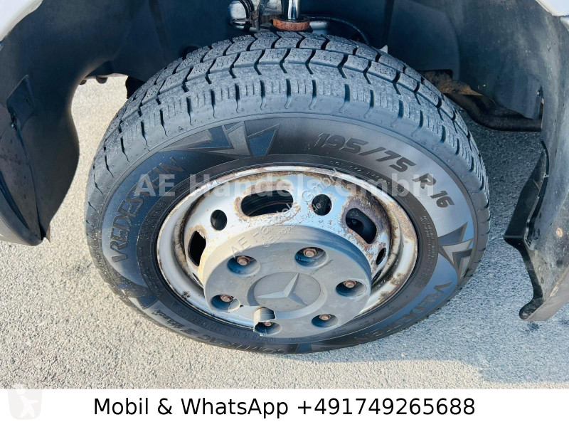 Vrachtwagen Mercedes 513 Maxi ExtraLang...