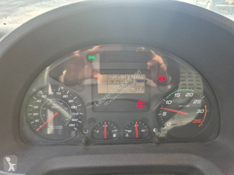 Vrachtwagen Iveco