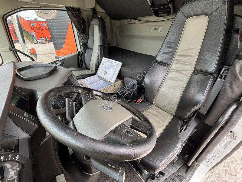 Camión Volvo 540 8x4*4 9 TON FRONT AXLE /...