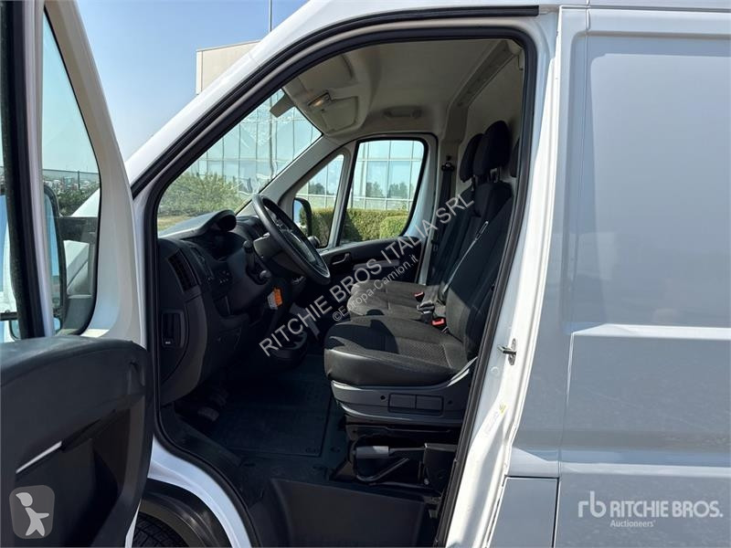 Camión Opel 2.2 103 KW KA L4H2 Van Truck