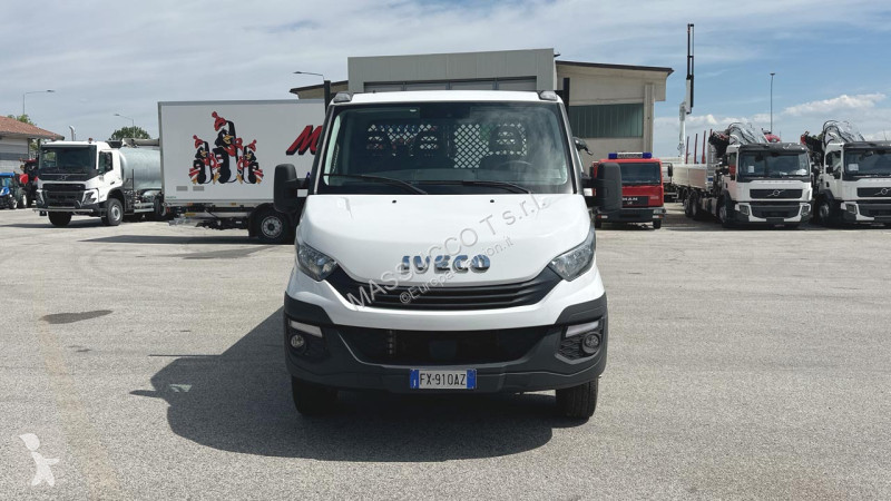 Camión Iveco DAILY 60-150 4x2