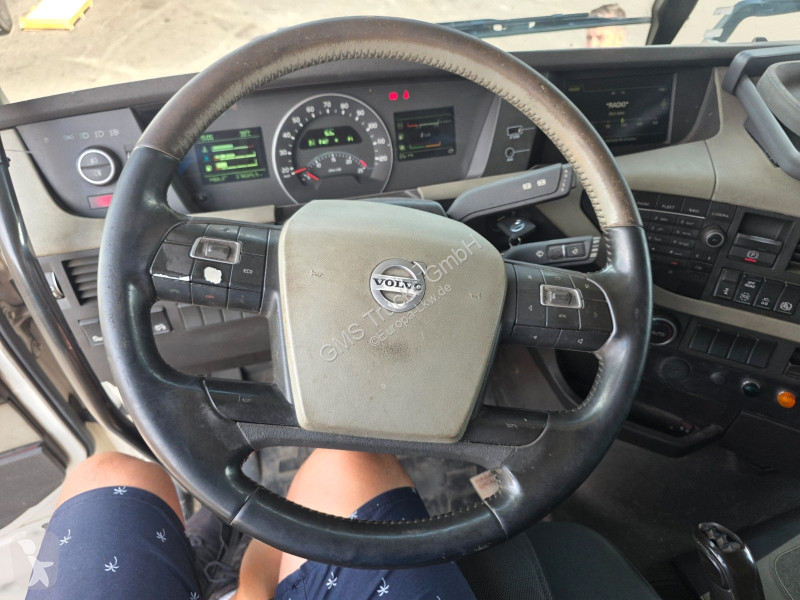 Camión Volvo 500 / 6X4 / EEV / 18m Atlas Kran
