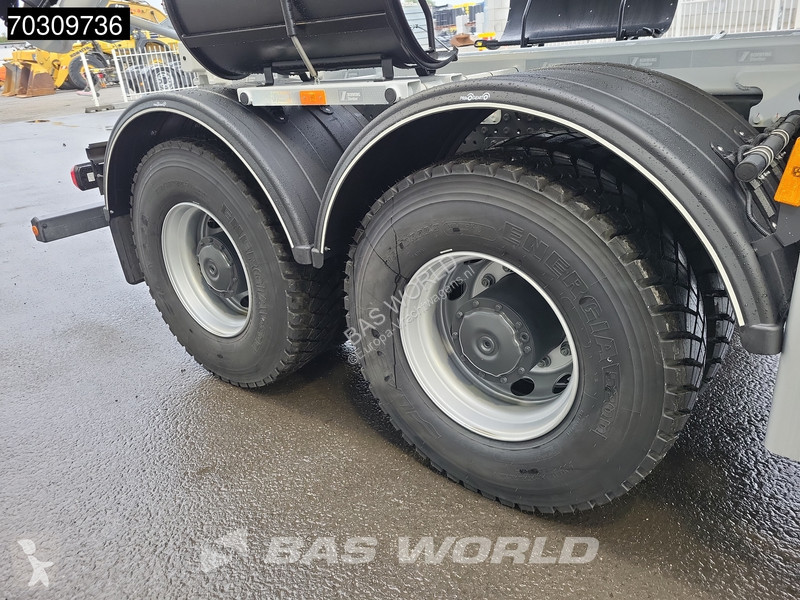 Camión Mercedes 4142 8X4 NEW! 12m3 Stetter...