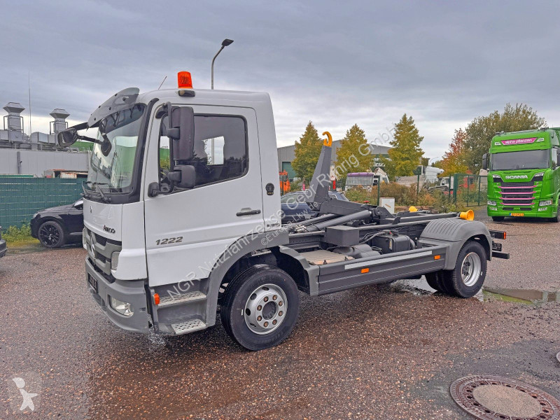 Kamion Mercedes 1222 4X2 HIAB City 7 to....