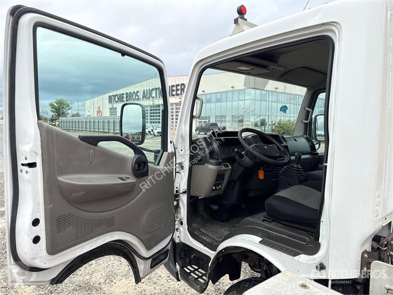 Camion Renault Multitel Pagliero MJ201 20 m on...