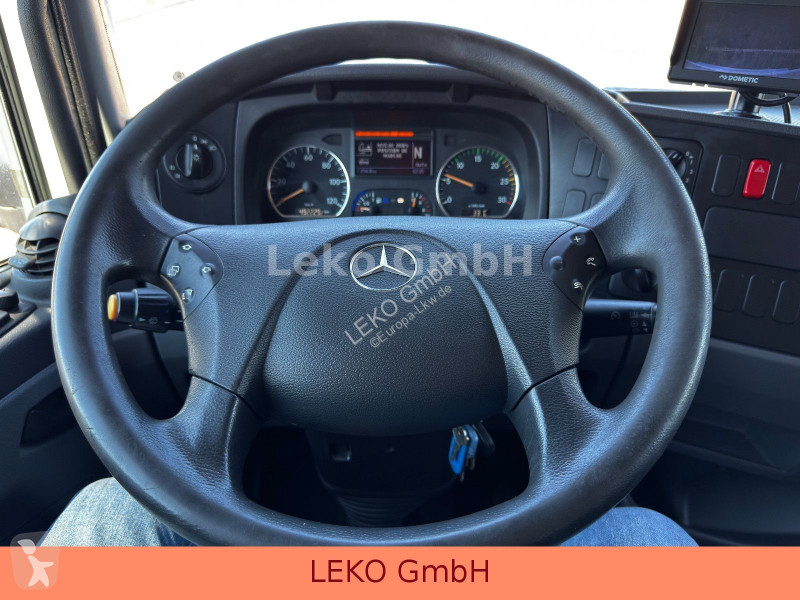 Camión Mercedes 1218