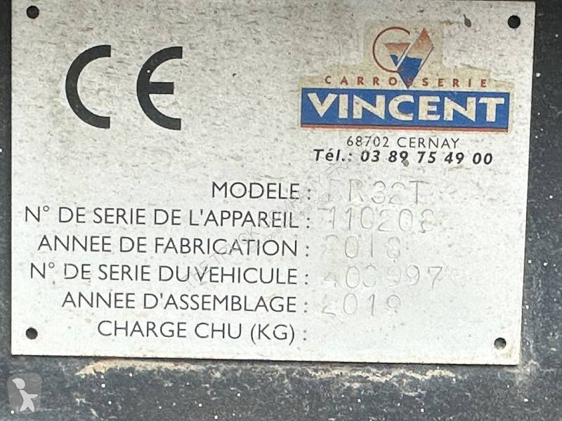Iveco 450 truck