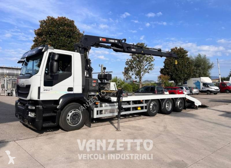 Kamion Iveco AD 320 S 36