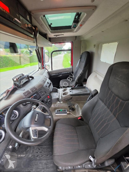 Kamion DAF 530 FAD HIAB 302 30tm...