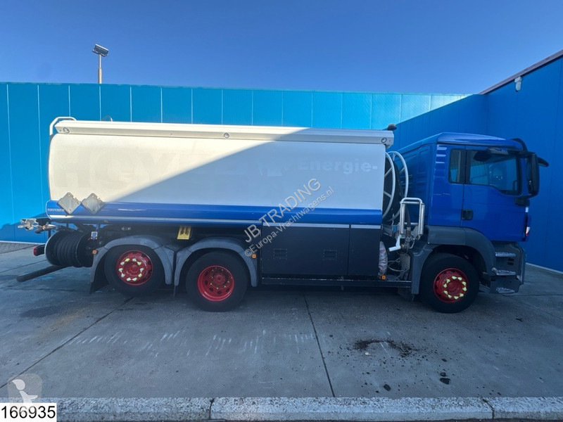 Camión MAN 26 400 6x2, EURO 5, Esterer 20.410...