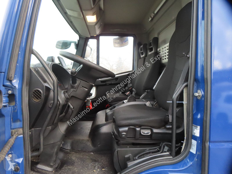 Teherautó Iveco 160 E 25