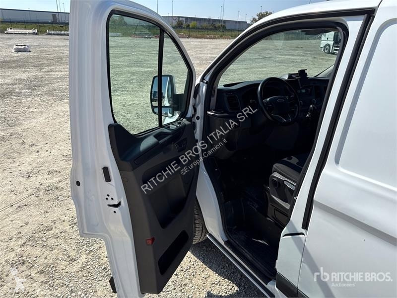 Camión Ford CUSTOM TREND 2.0 TDCI Van Truck