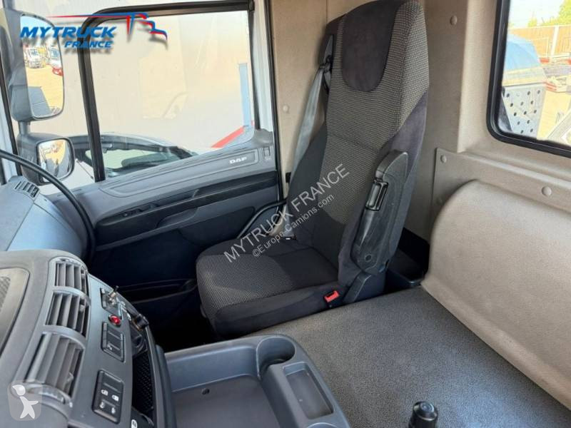 Camion DAF 410