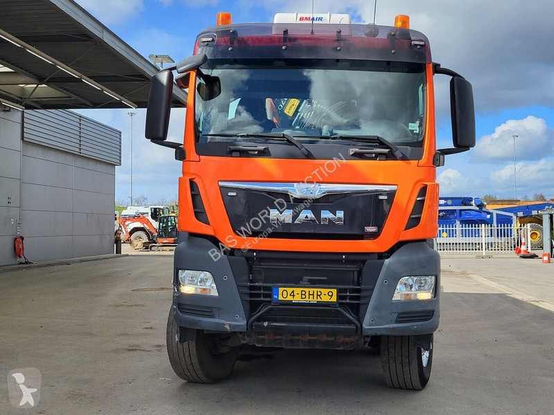 Camión MAN 41.440
