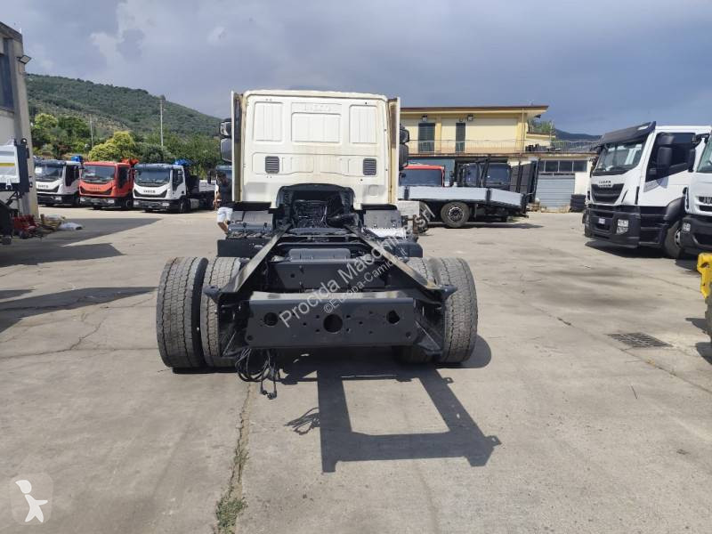 Camion Iveco 150 E 22