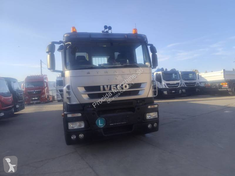 Camion Iveco 260 S 42