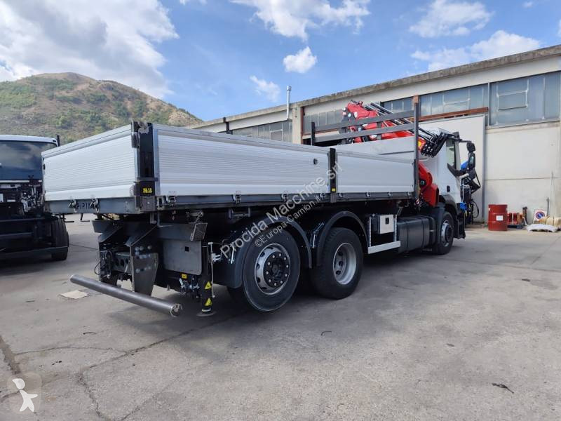 Iveco AD 260 S 31 X/P truck