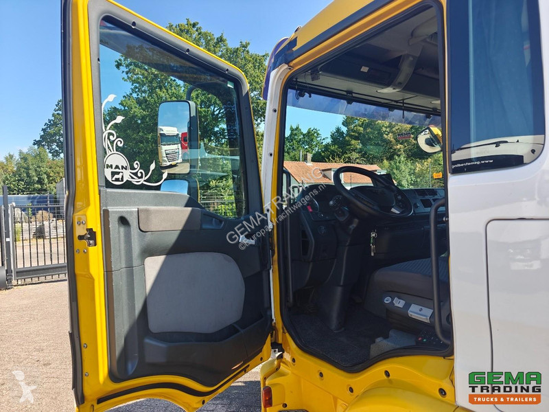 Camião MAN 210 4x2 Sleeper Cab Euro4 - Recovery...