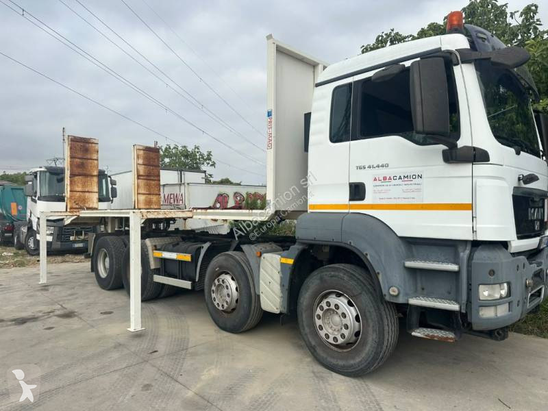 Camion MAN 41.440