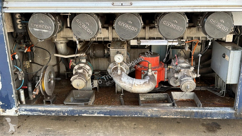 Camion Mercedes 2633 (EURO 5 / 19.000 LITERS /...