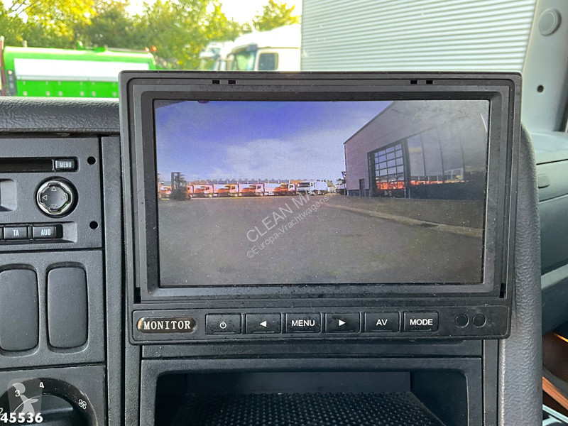 Scania Euro 6 CNG HMF 25 Tonmeter laadkraan truck