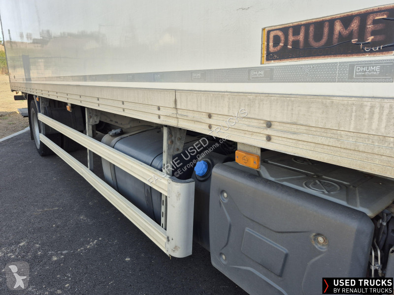 Camion Renault D Wide