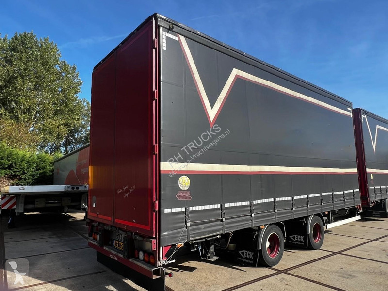 Грузовик DAF 6X2 EURO 6 + SLIDING ROOF + 2 AXLE...
