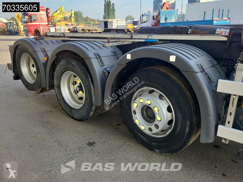Camion Scania P420 8X2 N-truck APK VD S-30-6600...