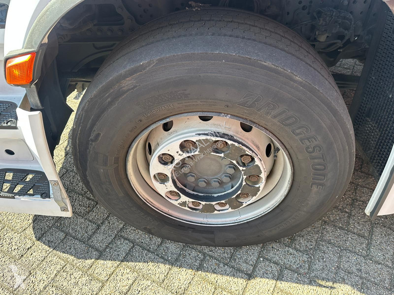 Lastbil Mercedes 2833 NL kenteken