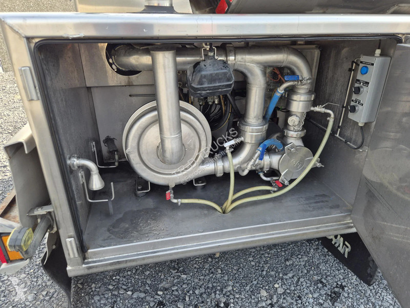 Camião Iveco 480 12000L INSULATED INOX TANK - 1...