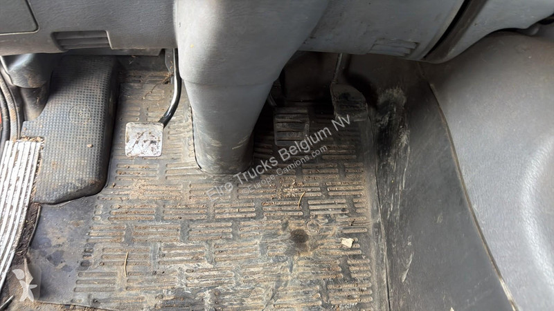 Camión Scania - 420 (MANUAL GEARBOX / BIG AXLE...