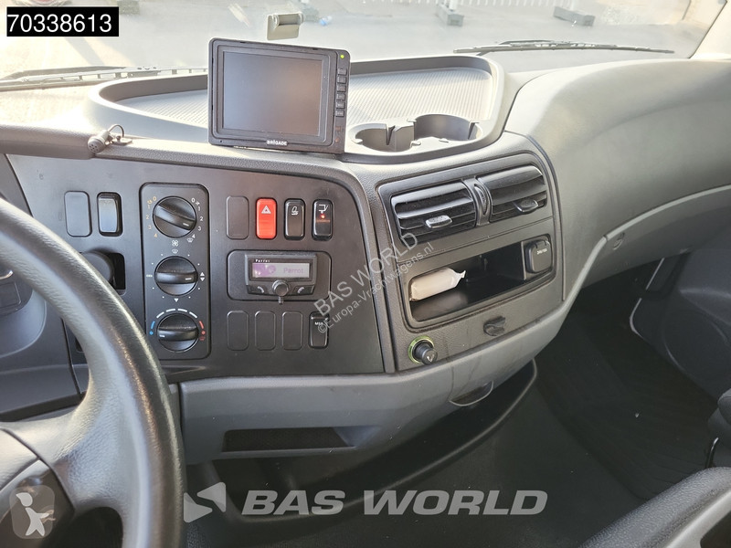 شاحنة Mercedes 1218 4X2 12t Manual Tailgate...