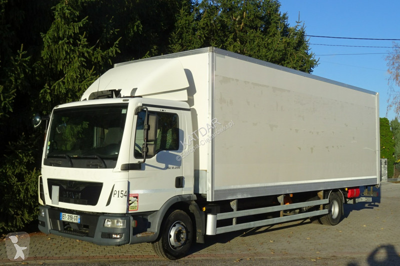Kamion MAN TGL 12.220 Euro 6 Kontener 18 palet...