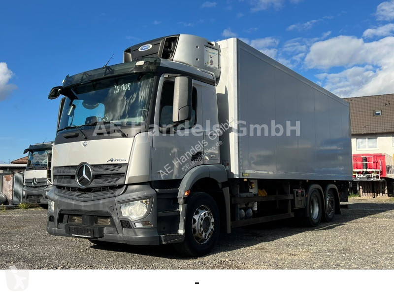Teherautó Mercedes 2543 LL M CS...