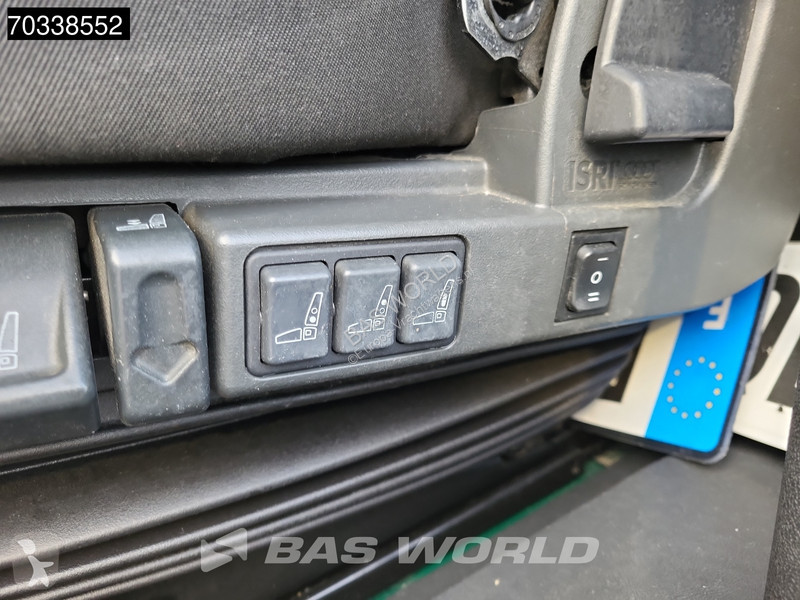 Vrachtwagen Mercedes 1324 4X2 13tonner 1500kg...