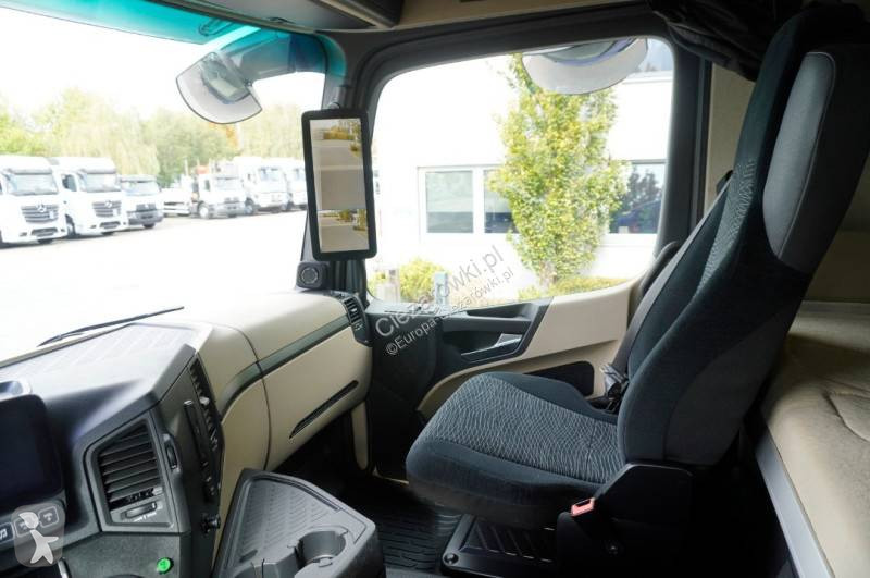 Kamion Mercedes 2546