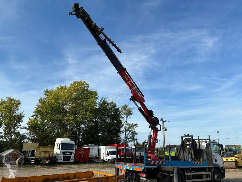 MAN PLATEAU TARIERE GRUE  GRUE HC INDUSTRIE 190...