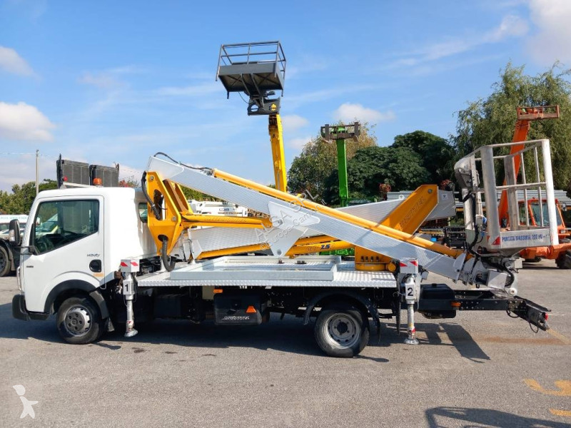 Renault mx250 truck