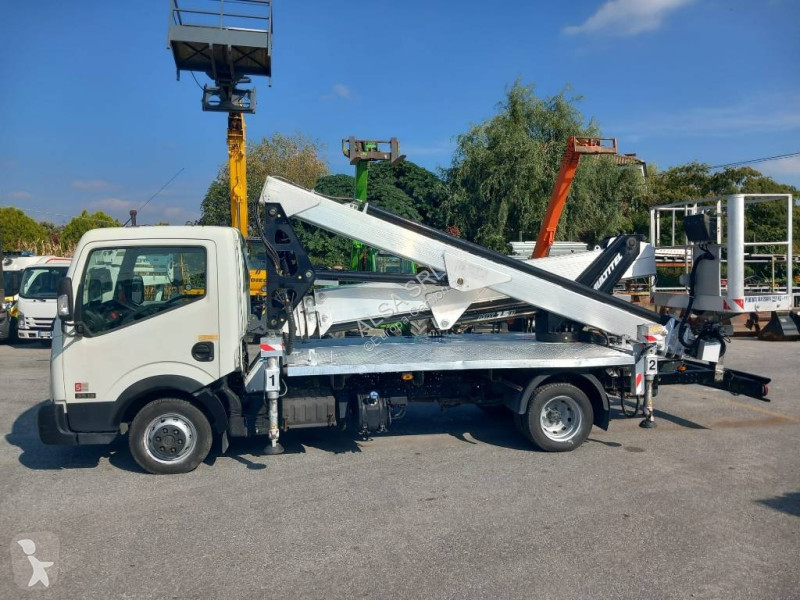 Nissan mx250 truck