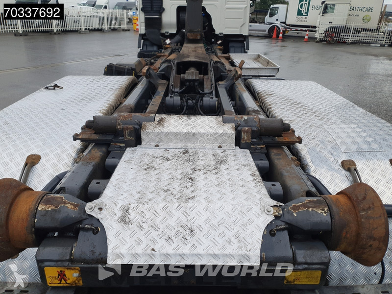 Volvo 460 6X2 Meiller RS26 67K containersystem...