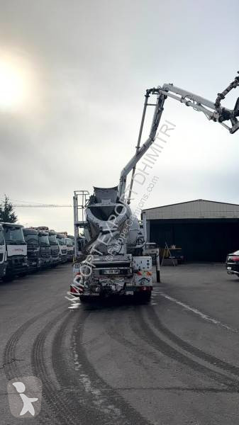 Béton Mercedes 3243