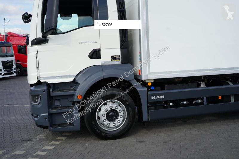 Kamion MAN TGS / / ACC / EURO 6 / CHŁODNIA +...