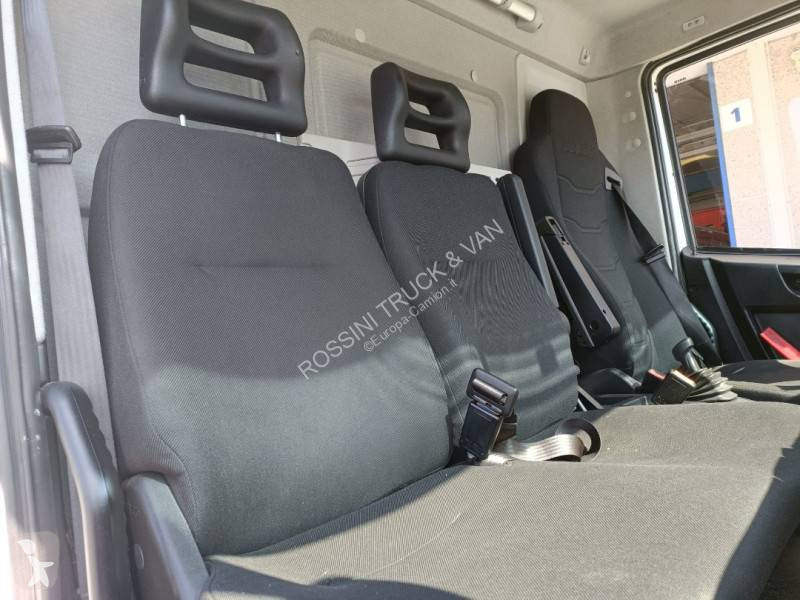 Kamion Iveco 75 E 21