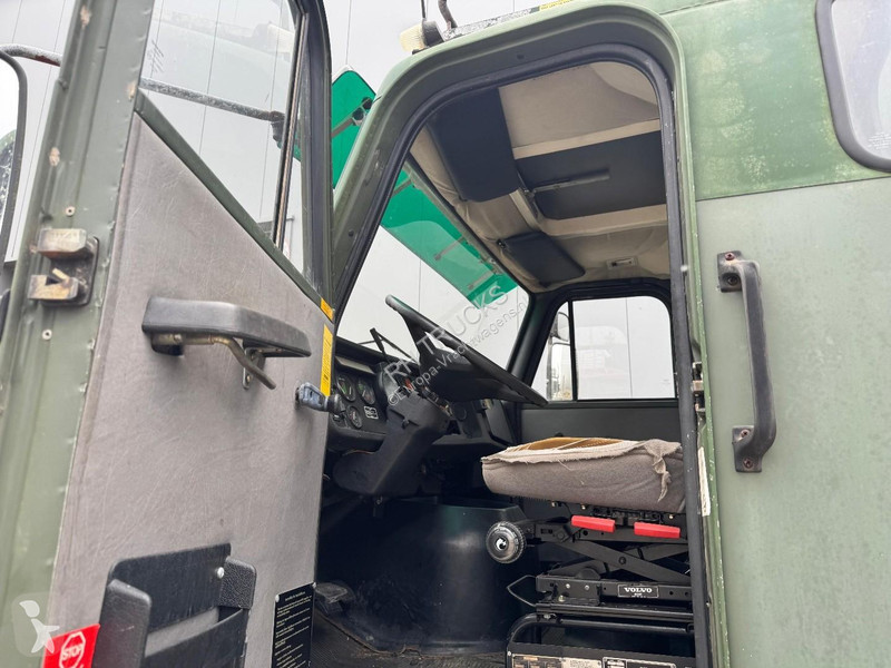 Kamion Volvo 6X4 Robson-Drive + TANK 14.000 LITER