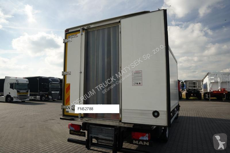 Kamion MAN TGL 10.180 / 4x2 / CHŁODNIA - 6,1 M...